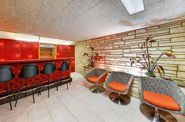 59 Eden Avenue, Edison, NJ 08817