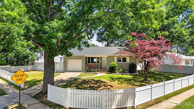 59 Eden Avenue, Edison, NJ 08817