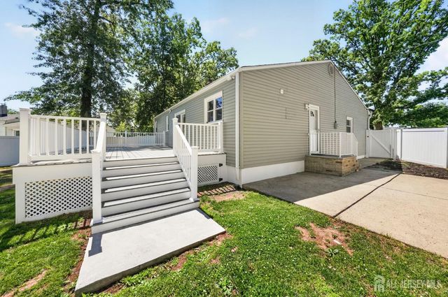 59 Eden Avenue, Edison, NJ 08817