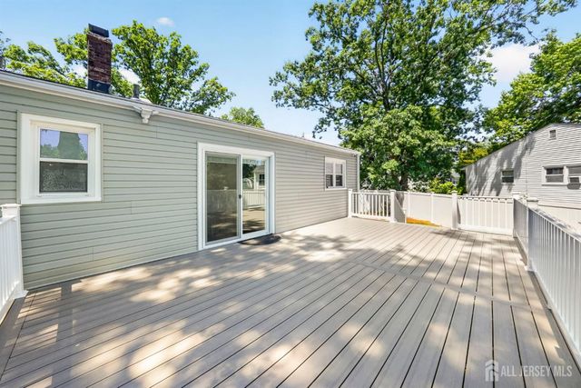 59 Eden Avenue, Edison, NJ 08817