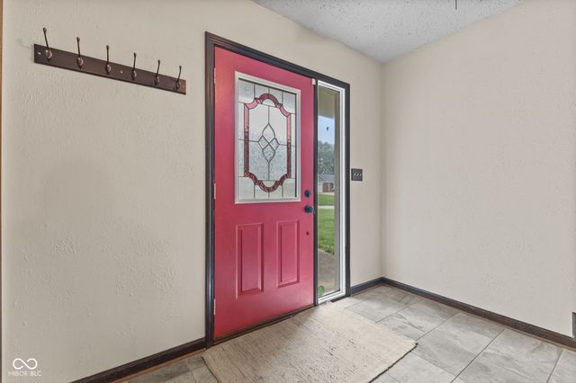 5974 Oak Hill West Drive, Plainfield, IN 46168
