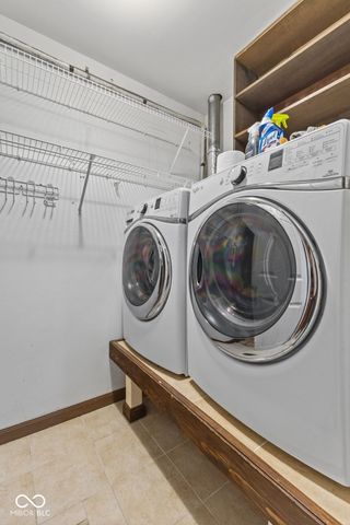 5974 Oak Hill West Drive, Plainfield, IN 46168
