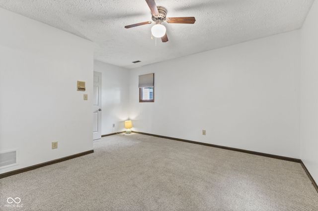 5974 Oak Hill West Drive, Plainfield, IN 46168
