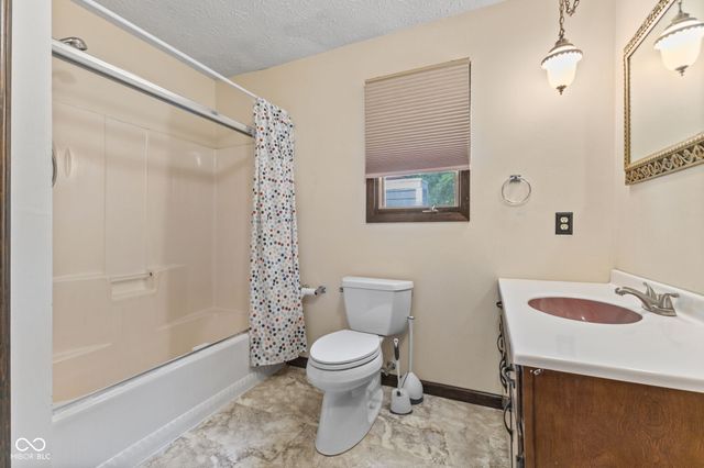 5974 Oak Hill West Drive, Plainfield, IN 46168