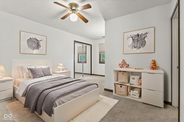 5974 Oak Hill West Drive, Plainfield, IN 46168