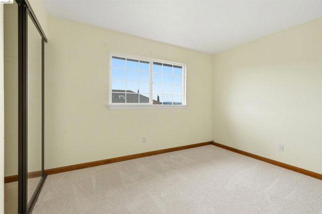 587 Birkdale Dr, Vallejo, CA 94591