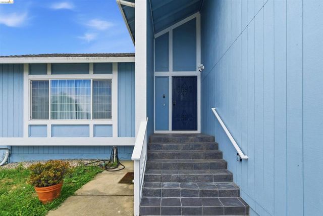 587 Birkdale Dr, Vallejo, CA 94591