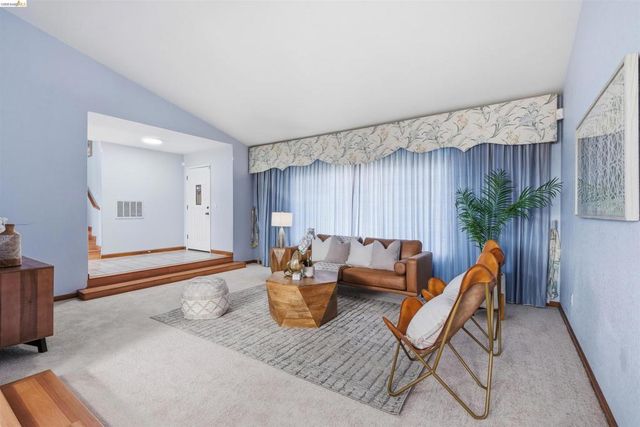 587 Birkdale Dr, Vallejo, CA 94591