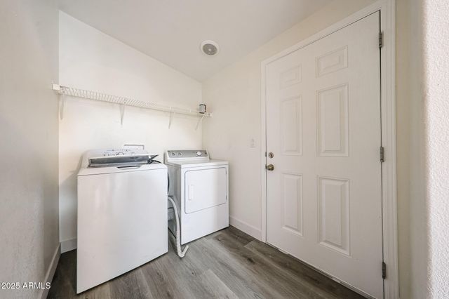 6960 W Peoria Avenue 15, Peoria, AZ 85345