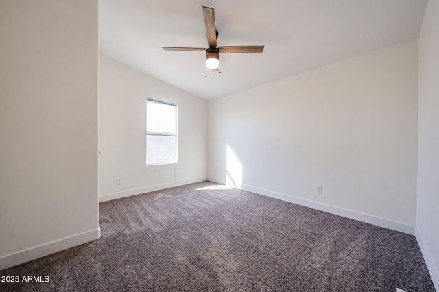 6960 W Peoria Avenue 15, Peoria, AZ 85345