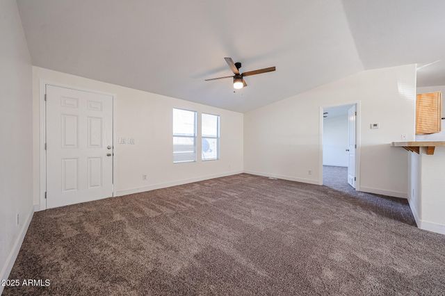 6960 W Peoria Avenue 15, Peoria, AZ 85345