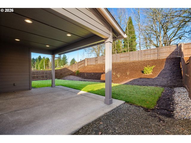 2308 E Dalmatian Dr, La Center, WA 98629