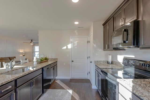 119 Westcott St, La Vergne, TN 37086