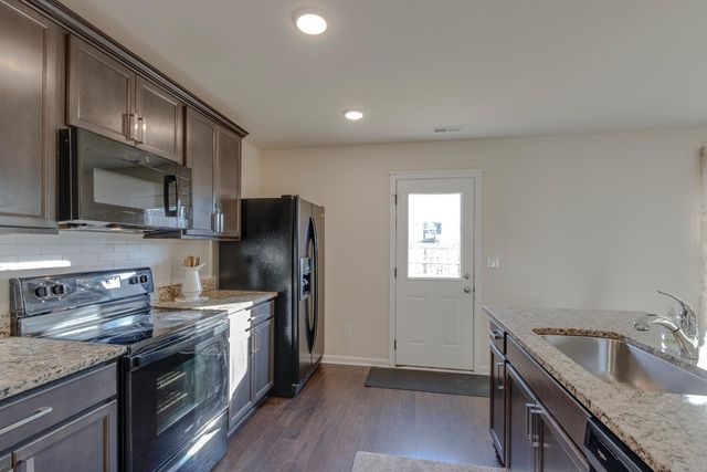 119 Westcott St, La Vergne, TN 37086