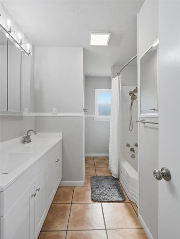 825 Lee Drive, Bedford, TX 76022