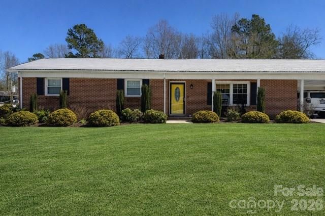 3933 Old Brittain Road, Hickory, NC 28602