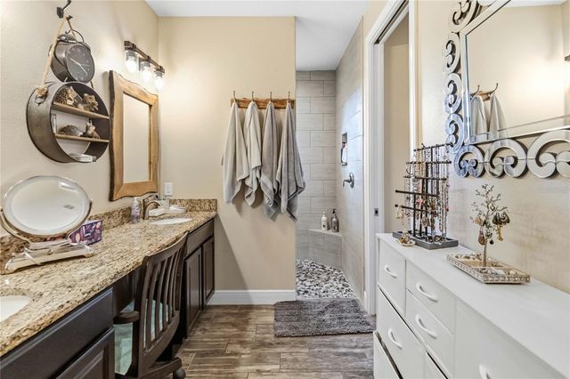4901 MANOR HOUSE LANE, St Cloud, FL 34772