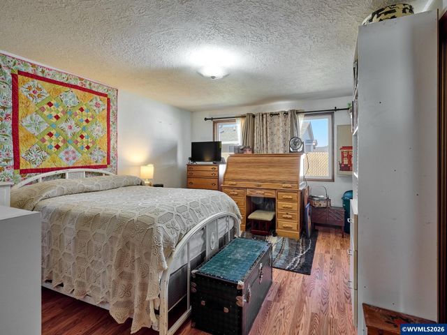 2093 Astor Wy, Woodburn, OR 97071