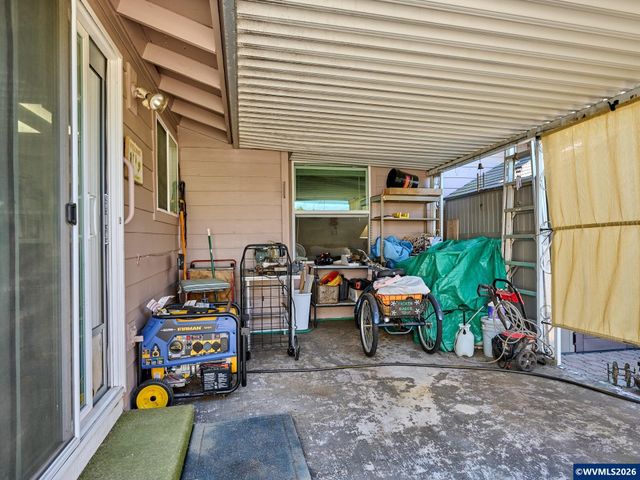 2093 Astor Wy, Woodburn, OR 97071