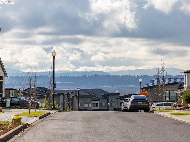 4701 Se ASCENSION Dr, Camas, WA 98607