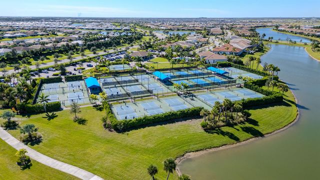 9155 SW Esule Way, Port St. Lucie, FL 34987