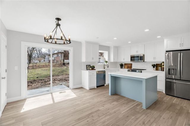 519 NE 112th Terrace, Kansas City, MO 64155