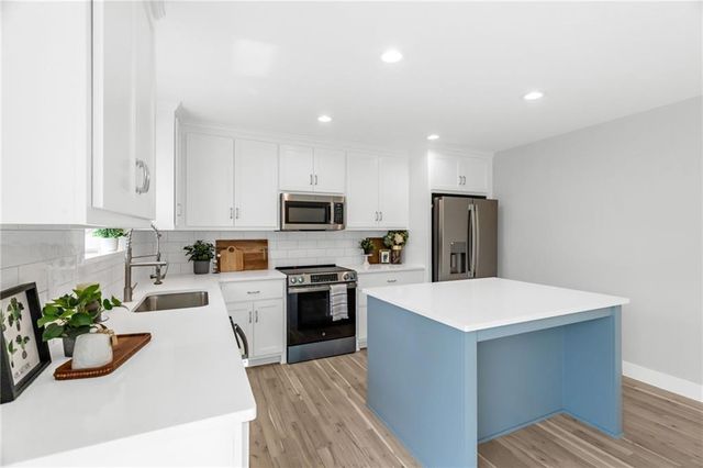 519 NE 112th Terrace, Kansas City, MO 64155