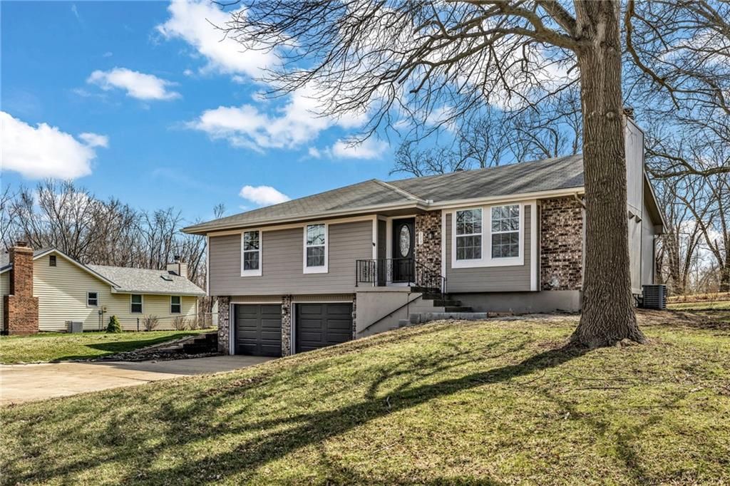 519 NE 112th Terrace, Kansas City, MO 64155