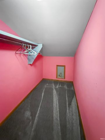 213 215 Lorshelna Drive, Evansville, IN 47711