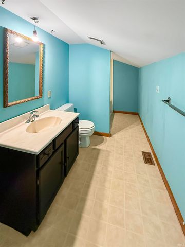 213 215 Lorshelna Drive, Evansville, IN 47711