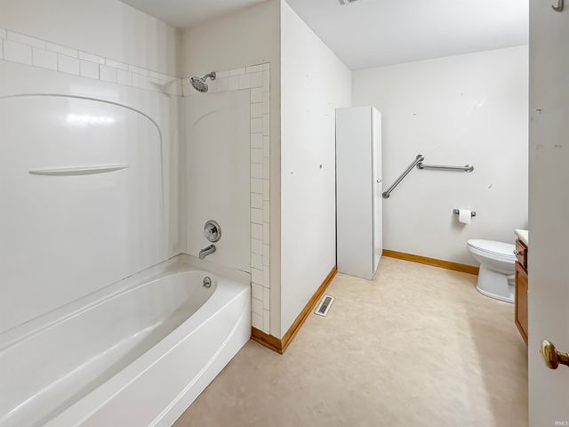 213 215 Lorshelna Drive, Evansville, IN 47711