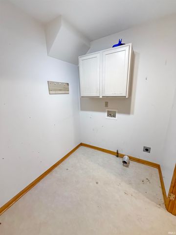 213 215 Lorshelna Drive, Evansville, IN 47711