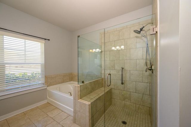 2111 Slick Stone Drive, Snellville, GA 30078