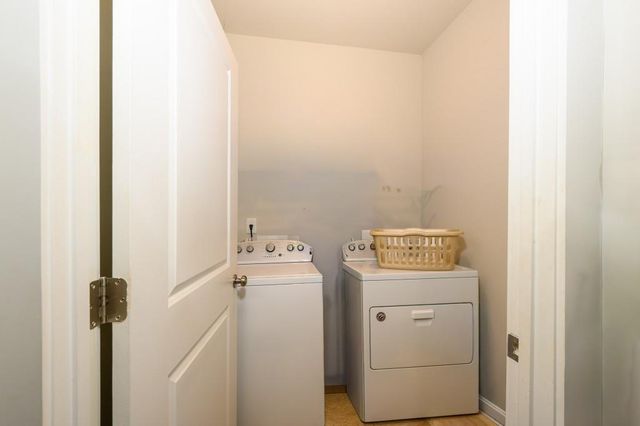 2111 Slick Stone Drive, Snellville, GA 30078