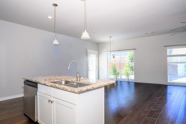 2111 Slick Stone Drive, Snellville, GA 30078