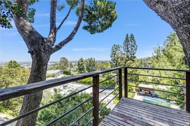 4723 Dunas Lane, Tarzana, CA 91356