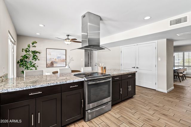 8918 N 80TH Place, Scottsdale, AZ 85258