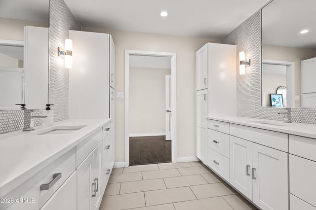 8918 N 80TH Place, Scottsdale, AZ 85258