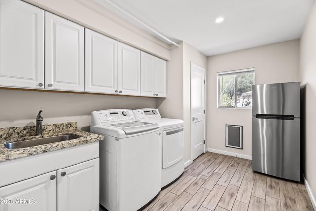 8918 N 80TH Place, Scottsdale, AZ 85258