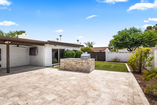 8918 N 80TH Place, Scottsdale, AZ 85258