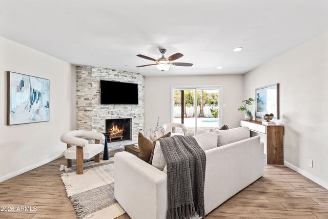 8918 N 80TH Place, Scottsdale, AZ 85258