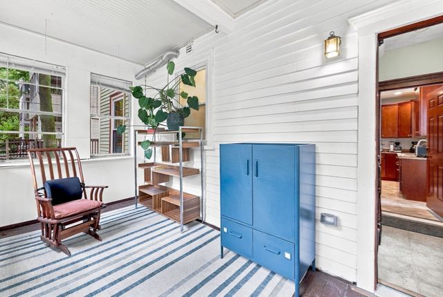 22 Hewlett St 1, Boston, MA 02131