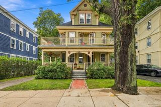22 Hewlett St 1, Boston, MA 02131