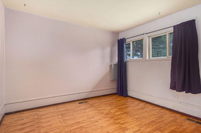 3105 Oakdale Avenue, La Porte, IN 46350