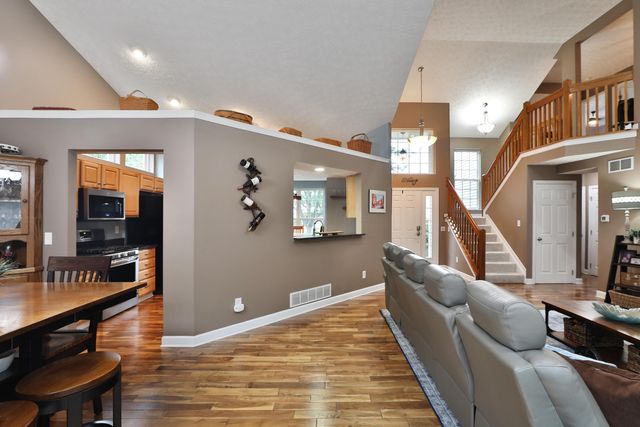 983 Sandrock Avenue, Reynoldsburg, OH 43068