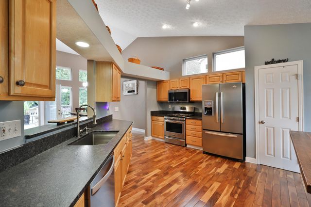 983 Sandrock Avenue, Reynoldsburg, OH 43068