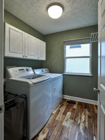 983 Sandrock Avenue, Reynoldsburg, OH 43068