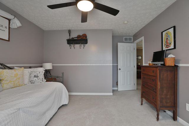 983 Sandrock Avenue, Reynoldsburg, OH 43068
