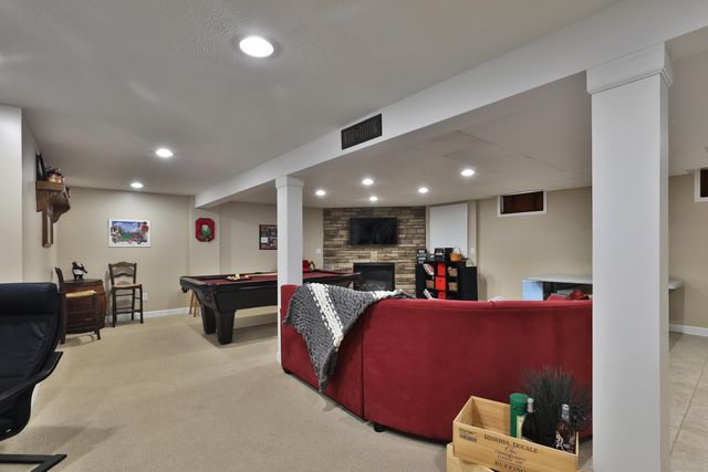 983 Sandrock Avenue, Reynoldsburg, OH 43068
