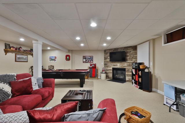 983 Sandrock Avenue, Reynoldsburg, OH 43068